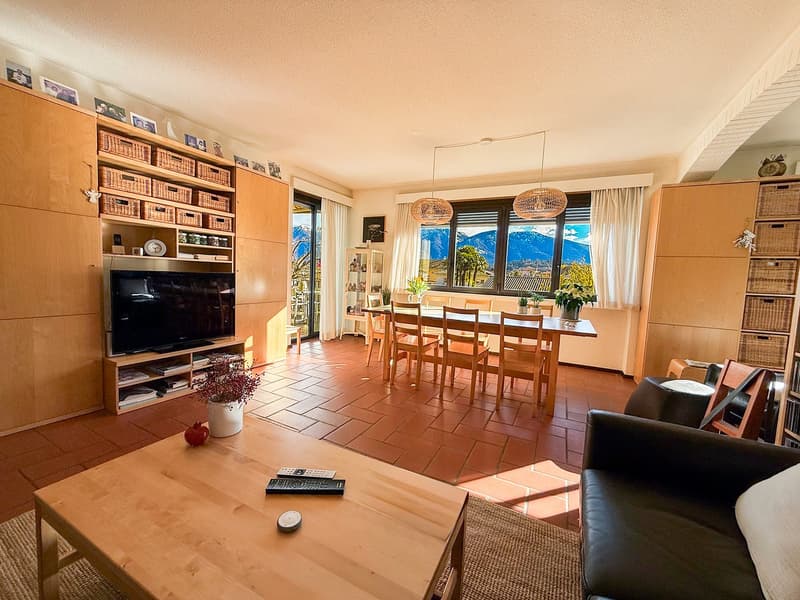 Haus mit zwei Wohnungen und schönem Garten (9)