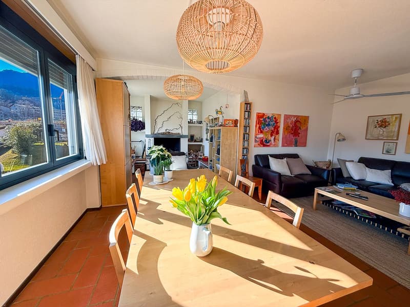 Haus mit zwei Wohnungen und schönem Garten (7)