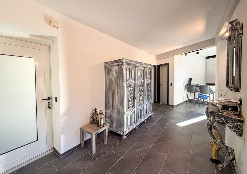 Zweitwohnsitz: 3,5-Zimmer-Wohnung mit Panoramablick auf den Fluss Maggia (12)