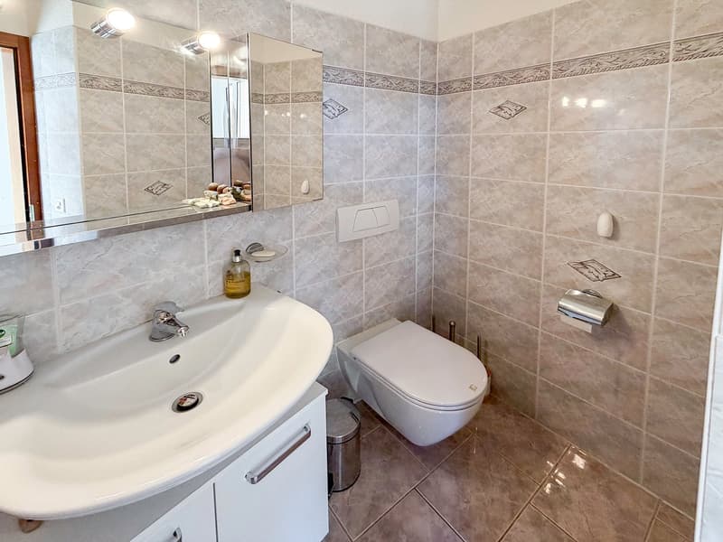 Elegante villa unifamiliare con spettacolare vista aperta sul Lago di Lugano (19)