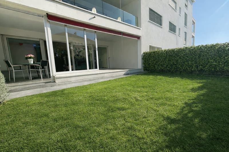 Appartamento 4.5 locali con grande terrazza coperta e giardino privato (1)