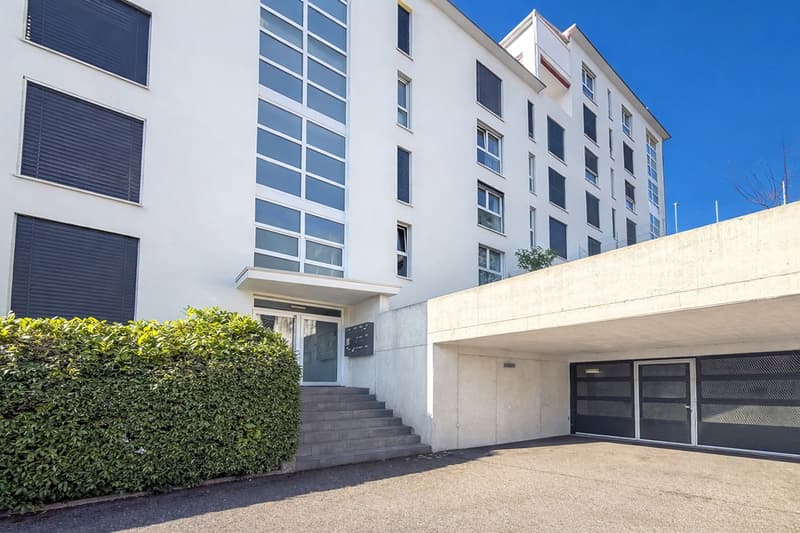4,5-Zimmer-Wohnung mit Wintergarten und privat Garten (20)