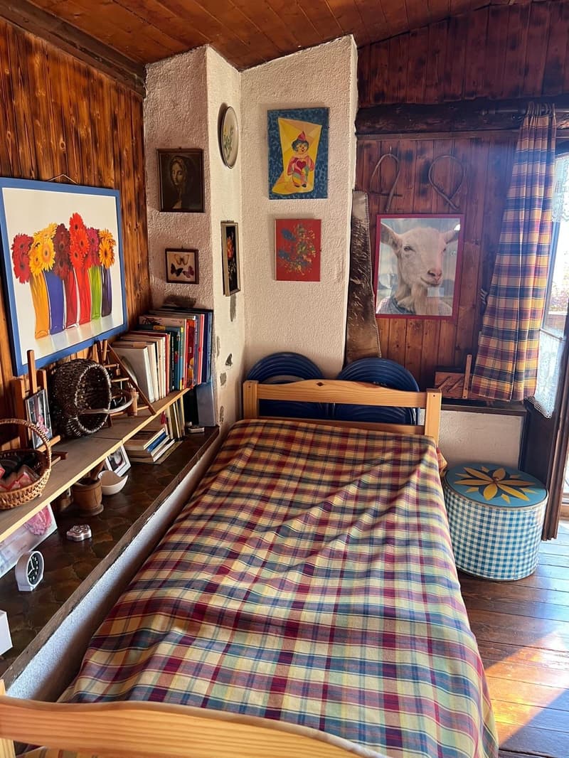 A retreat in the Ticino mountains – Rustico with breathtaking views (10)