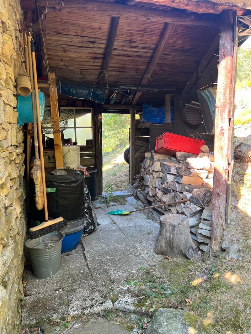 A retreat in the Ticino mountains – Rustico with breathtaking views (11)