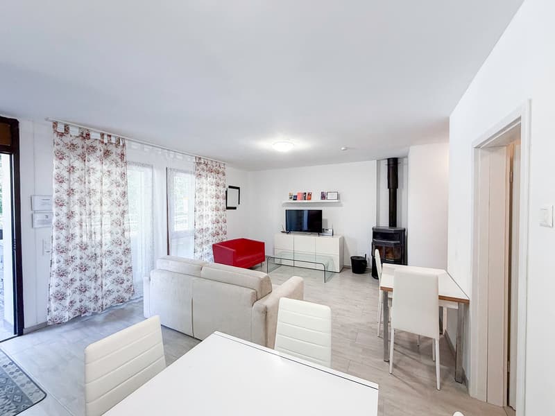 Casa con 4 appartamenti - Haus mit 4 Wohnungen - Vogorno (3)