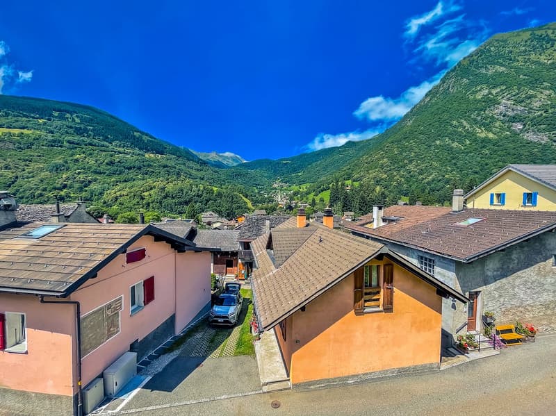 Bleniotal: Einfamilienhaus mit garten und garage (5)
