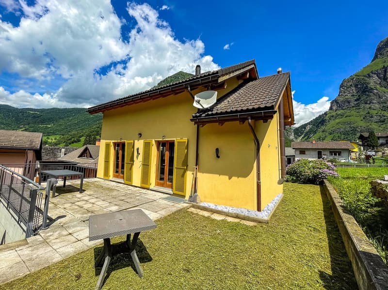 Bleniotal: Einfamilienhaus mit garten und garage (24)