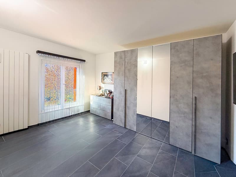 Zweitwohnsitz: 3,5-Zimmer-Wohnung mit Panoramablick auf den Fluss Maggia (7)