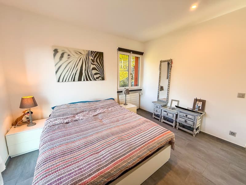 Splendida casa plurifamiliare di 10 locali a Solduno (23)