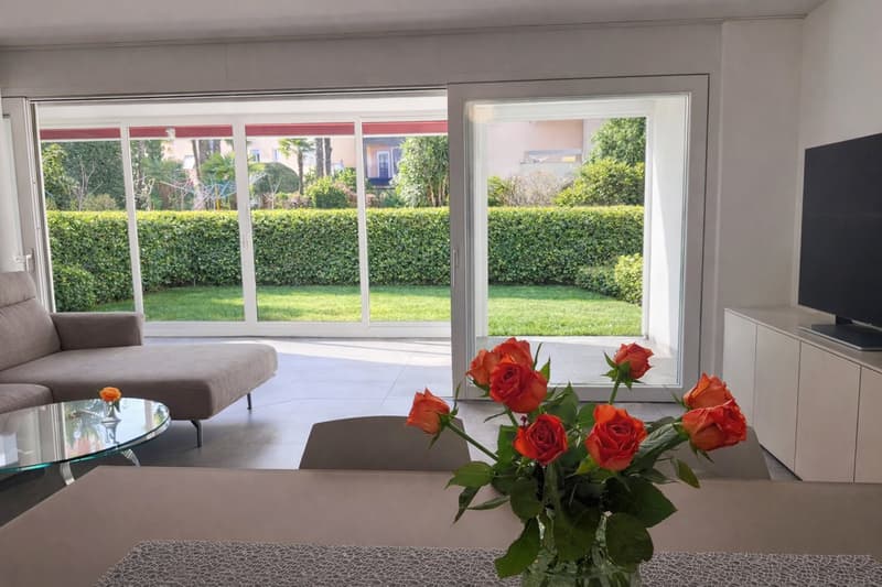 Appartamento 4.5 locali con grande terrazza coperta e giardino privato (7)