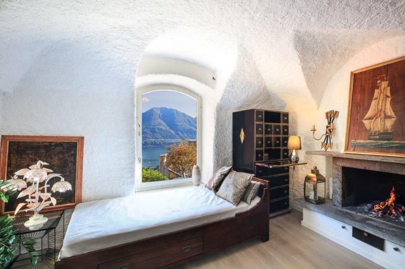 Affascinante appartamento storico con vista panoramica a Brione sopra Minusio (14)