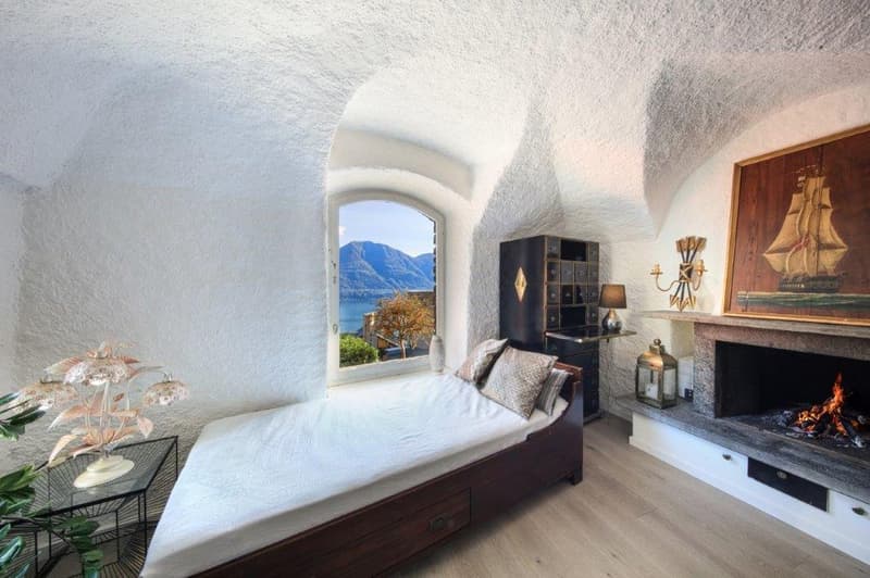 Affascinante appartamento storico con vista panoramica a Brione sopra Minusio (13)
