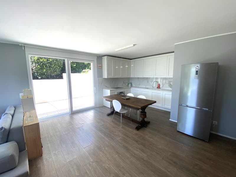 Haus 2,5 Zimmer renoviert mit Blick auf Ceresio, Garten und Parkplätze (6)