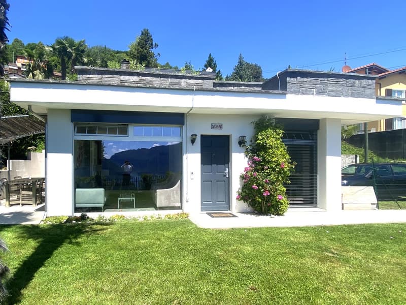 Haus 2,5 Zimmer renoviert mit Blick auf Ceresio, Garten und Parkplätze (2)