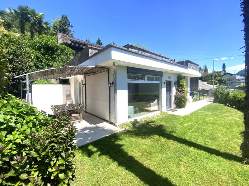 Haus 2,5 Zimmer renoviert mit Blick auf Ceresio, Garten und Parkplätze (1)