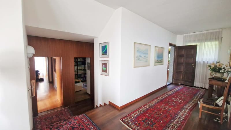 Einfamilienhaus 7,5 mit großem Garten und offener Aussicht in Vacallo (8)