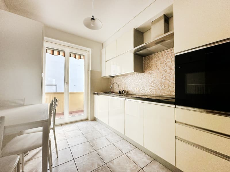 Elegantes 3,5-Zimmer-Wohnung mit Terrasse und Balkon in ruhiger Lage (3)