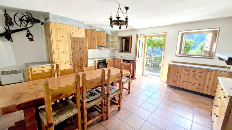 Ticino house 5.5 in the peace of nature with wonderful panorama (5)