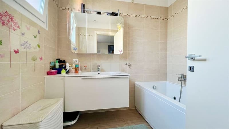 Bel appartement 4,5 pièces de standing moyen à élevé avec jardin privé à Cadenazzo (6)