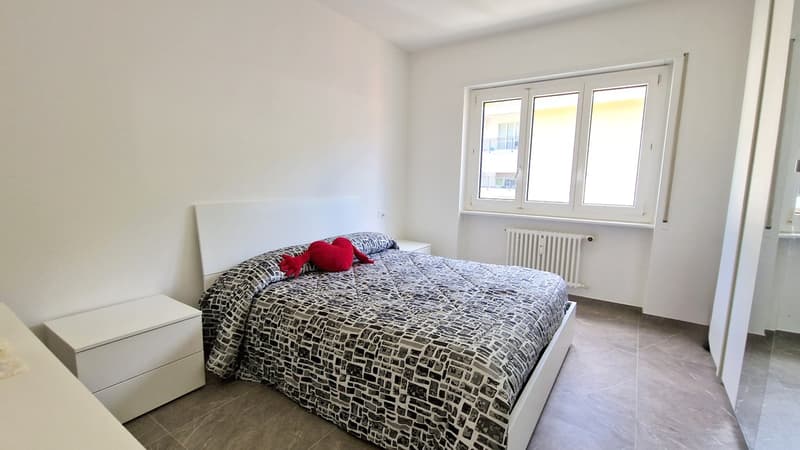 Schönes 4,5-Zimmer-Wohnung komplett renoviert im Jahr 2024 mit Blick auf die Burgen (5)