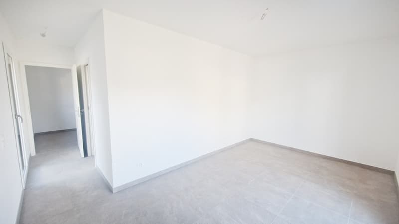 Maison 4,5 pièces dans un contexte bifamilial avec jardin privé. (9)