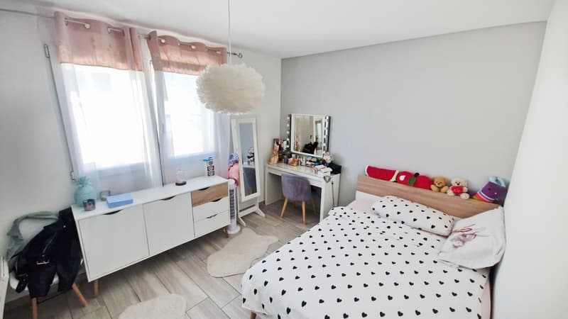 Maison indépendante moderne 6,5 avec jardin et bain à remous (8)