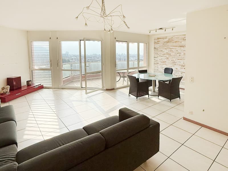 Bel appartement 4,5 pièces avec terrasse et vue à Lugano Ronchetto (2)