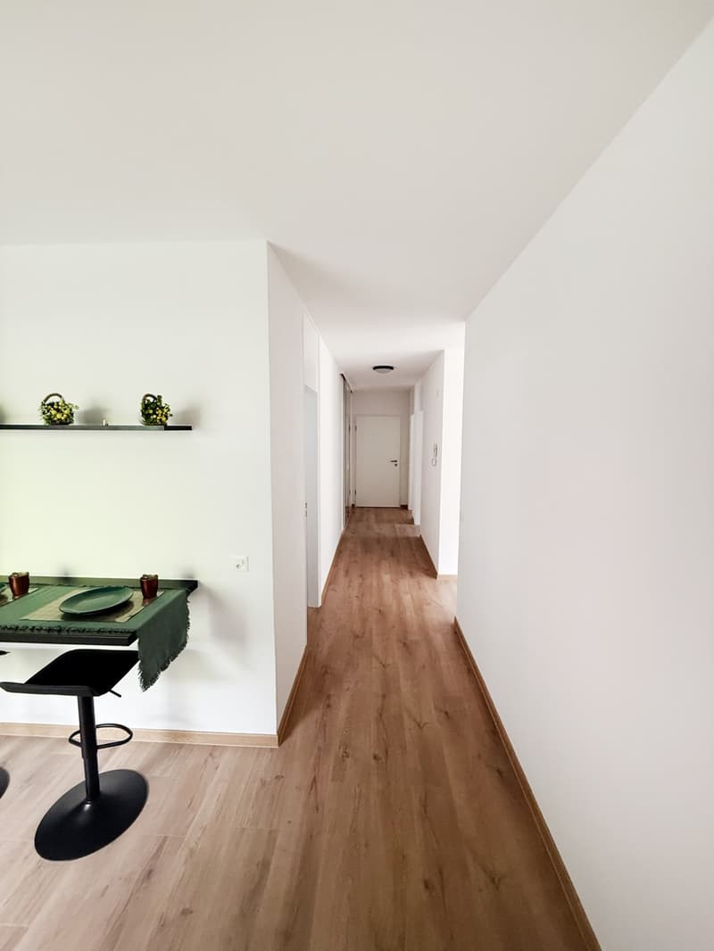 Appartement 3,5 pièces raffiné avec terrasse et standing élevé (2)