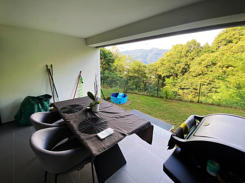 Très récent 2,5 pièces dans la nature avec jardin privé et terrasse couverte. (6)