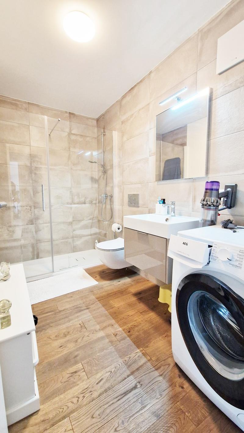 Bel appartement 3,5 pièces avec deux terrasses, de récente construction (9)