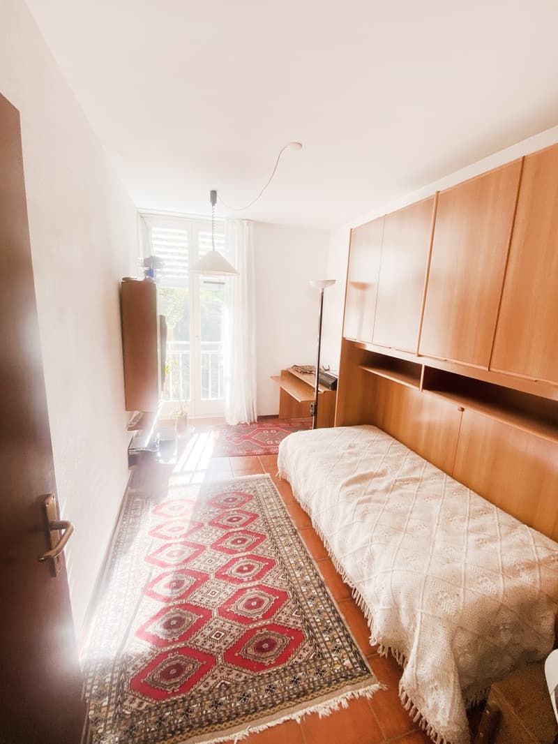 Haus mit 4,5 Zimmern, Garten und Doppelwohnzimmer (8)