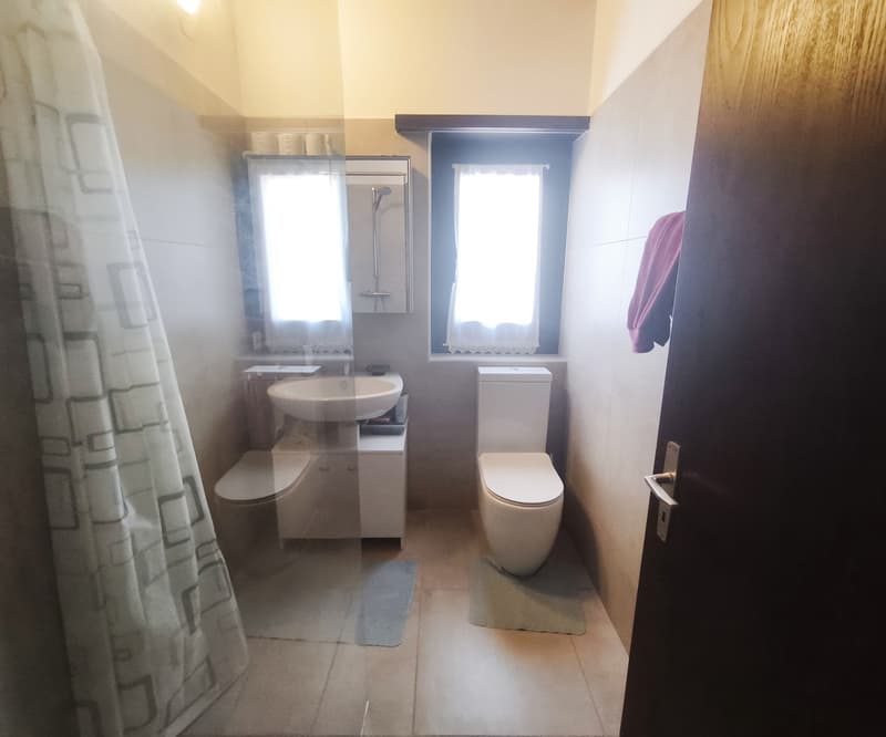 Magnifica villa panoramica 8,5 con ampi spazi e meraviglioso giardino. (13)