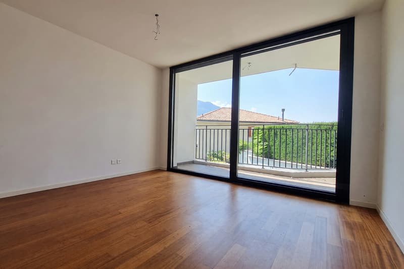 Semi-detached house 5.5 rooms with lake view terrace and garden in Lopagno (13)