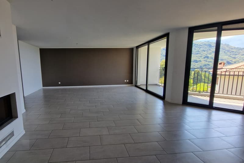 Semi-detached house 5.5 rooms with lake view terrace and garden in Lopagno (3)