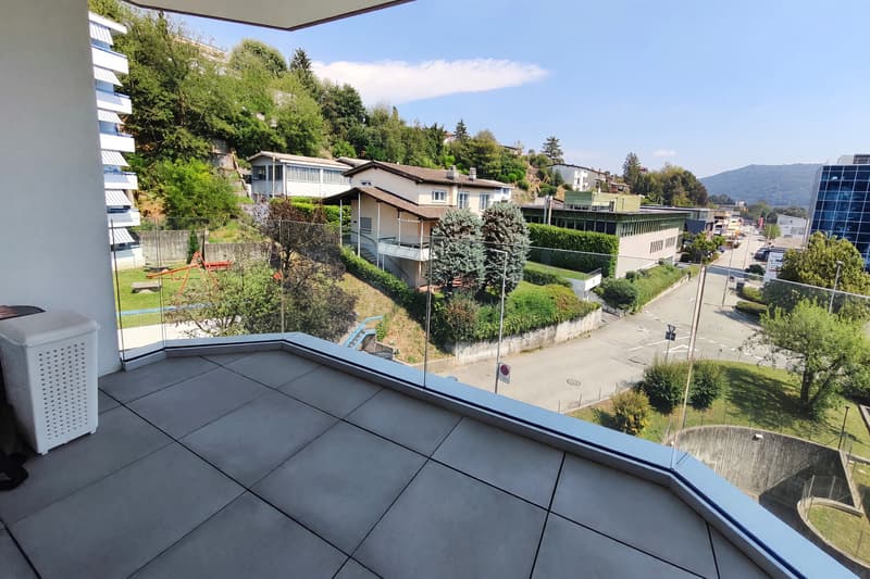 Moderno 2,5 locali di recente costruzione con terrazzo panoramico (3)