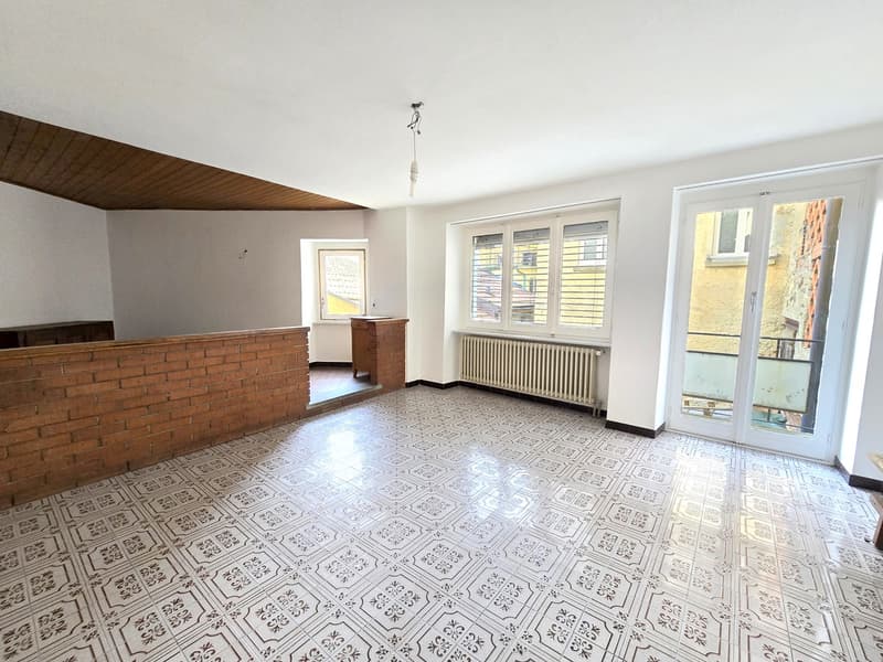 Maison de noyau charmante avec 7,5 pièces à rénover, dotée d'un grand potentiel (4)