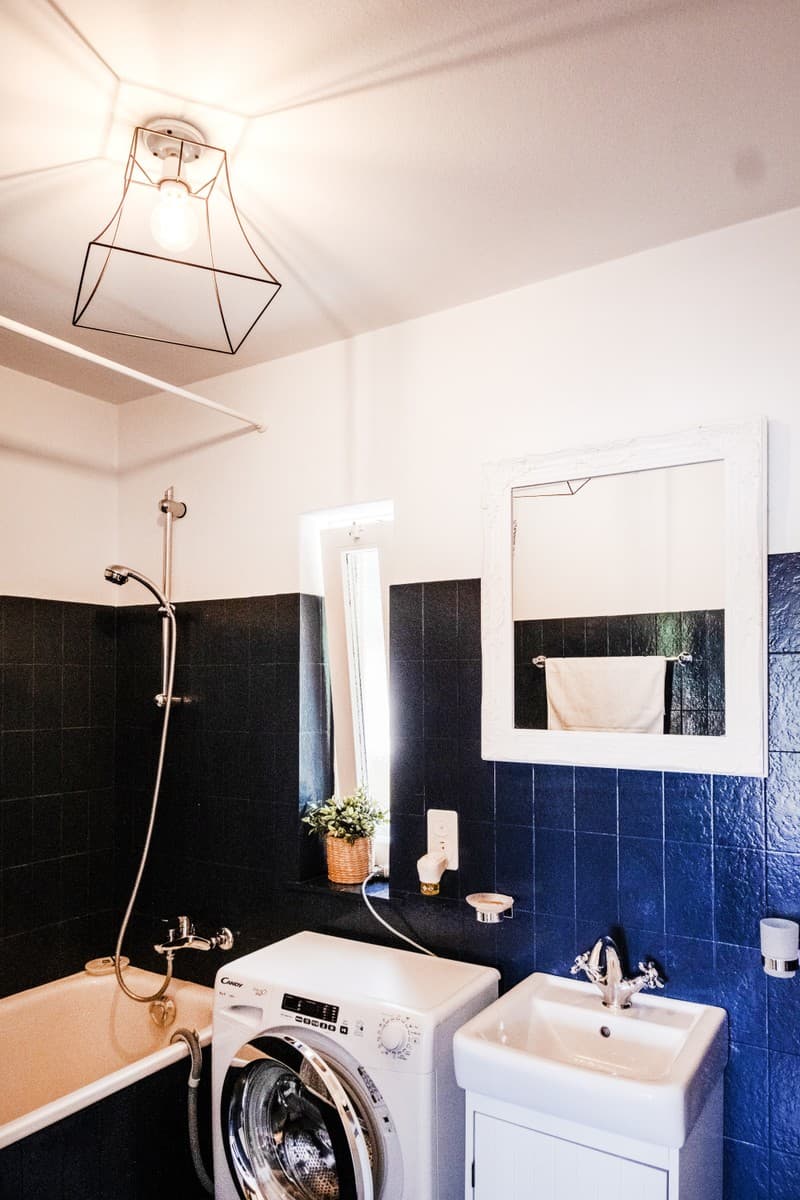 Appartement raffiné 2,5 pièces avec terrasse panoramique rénovée (10)