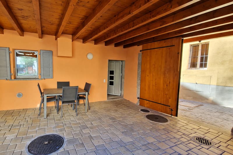Wunderschönes Appartement 4,5 mit Terrasse und Kamin (6)