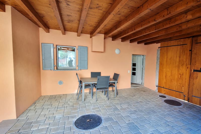 Wunderschönes Appartement 4,5 mit Terrasse und Kamin (12)