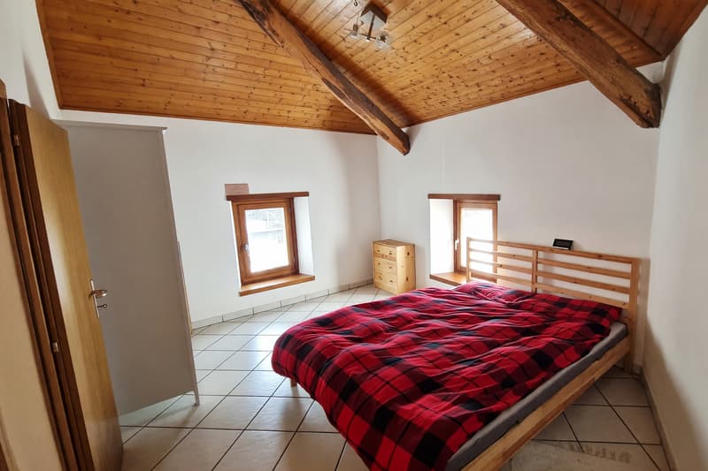 Schönes Einfamilienhaus mit 3,5 Zimmern zu einem interessanten Preis und mit interessanten Nebenkosten. (9)