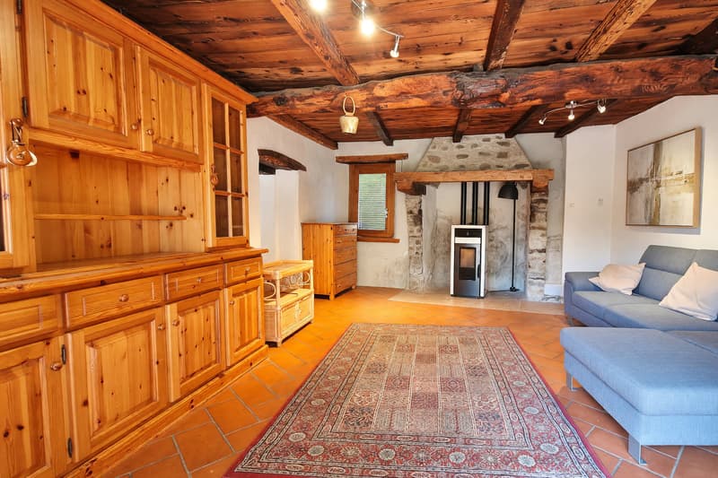Schönes Einfamilienhaus mit 3,5 Zimmern zu einem interessanten Preis und mit interessanten Nebenkosten. (1)