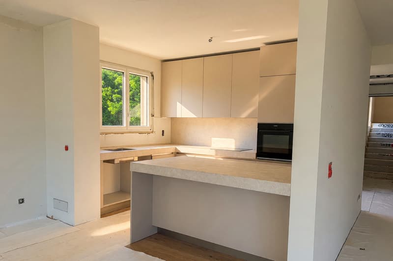 Prestigioso 5,5 ristrutturato in alto standing con terrazzo vista lago (5)