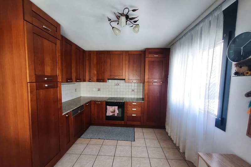 Villa 5.5 with 300 sqm garden and habitable attic (7)
