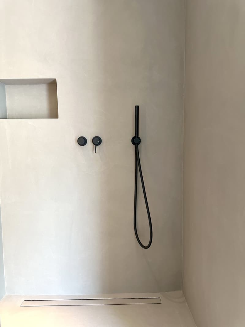 Duplex à l'étage sous les toits 4,5 rénové à neuf avec toit panoramique. (10)
