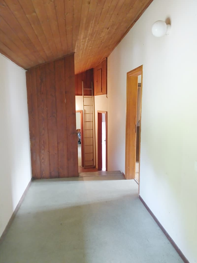 Grotte 6,5 mit Restaurantbereich, Zimmern und großem Grundstück (11)