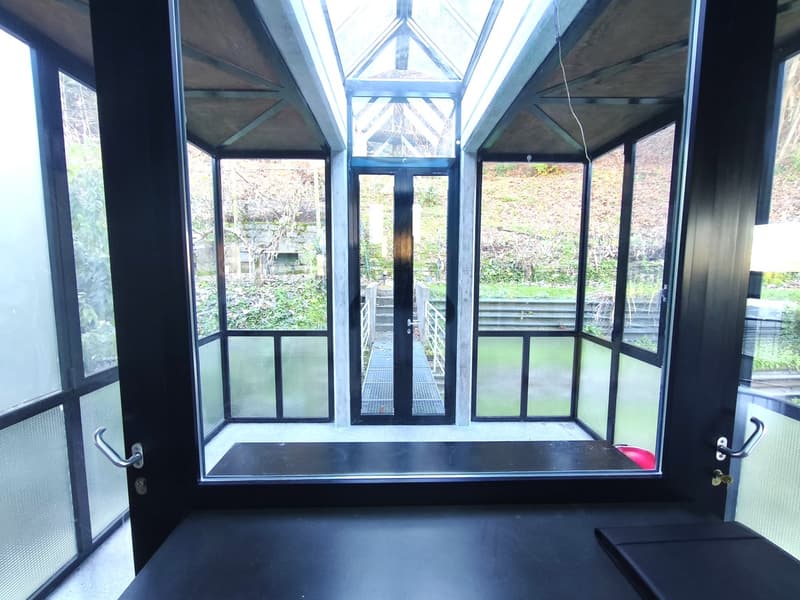 Interesting semi-detached house with two 3.5-room apartments and garden near the center (2)