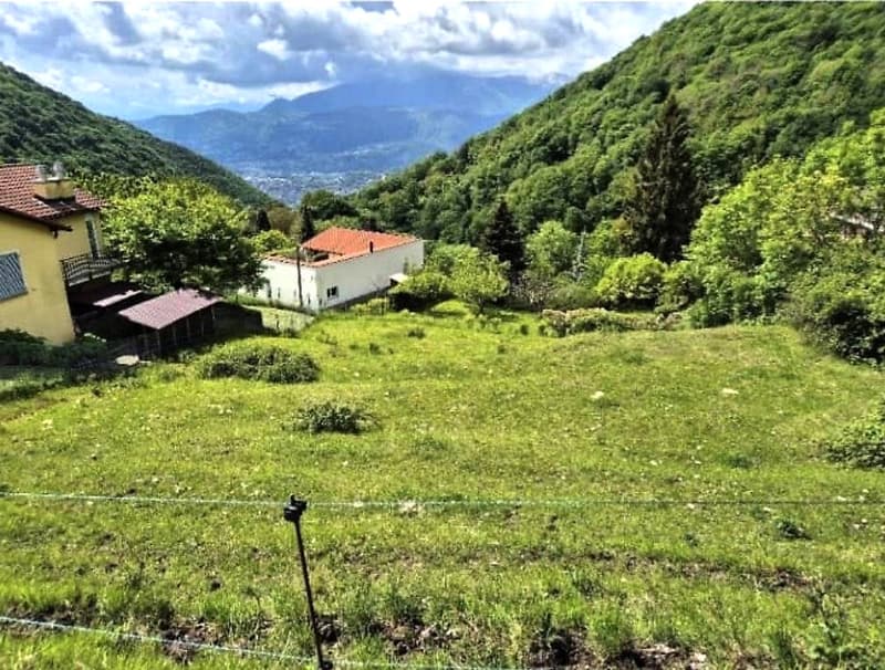 Bauland von 1008 m² mit schöner Aussicht auf das Tal (1)