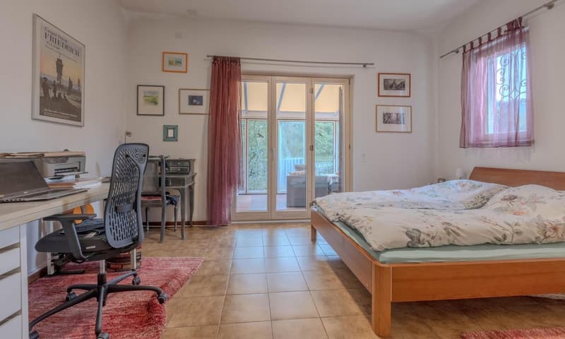 Schönes Reihenhaus mit 3,5 Zimmern, Garten und zwei Terrassen. (9)