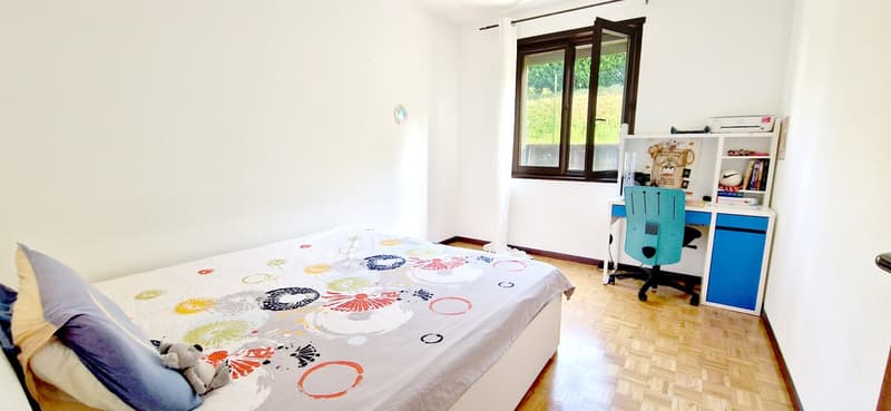 Spacious semi-detached house 6,5 with panoramic terrace and gardens (7)