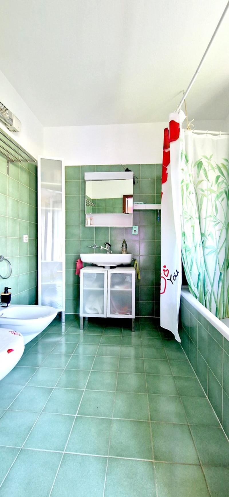 Spacious semi-detached house 6,5 with panoramic terrace and gardens (13)